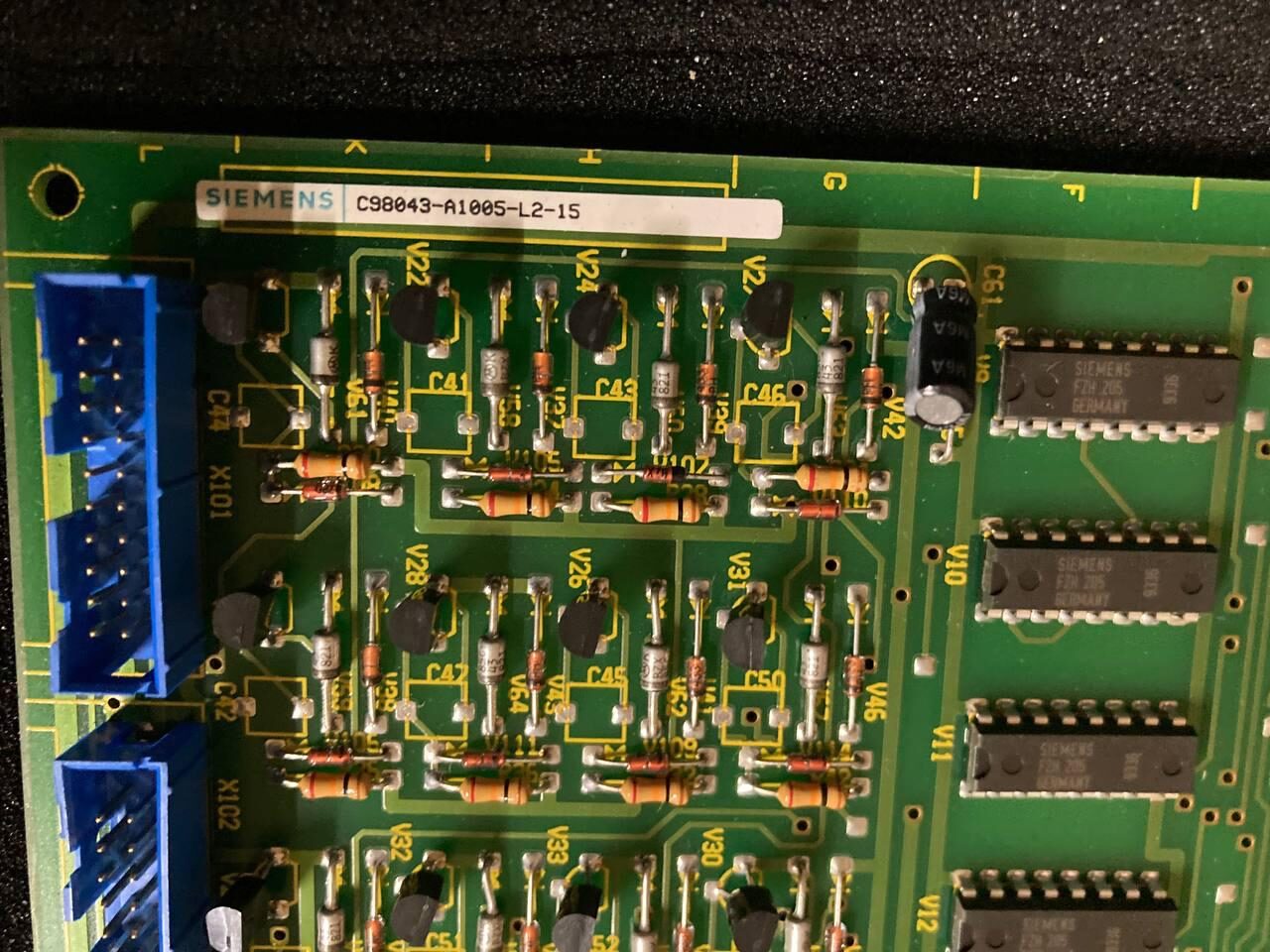 SIEMENS C98043-A1005-L2-E12