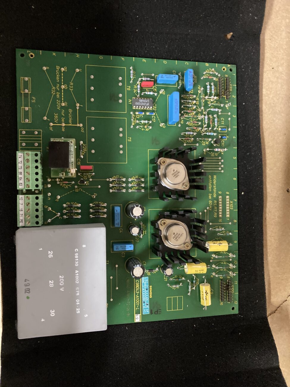 SIEMENS C98043-A1001-L7-06