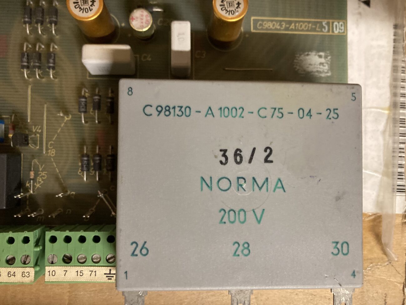 Siemens трансформатор C98130-A1002-C75-04-25