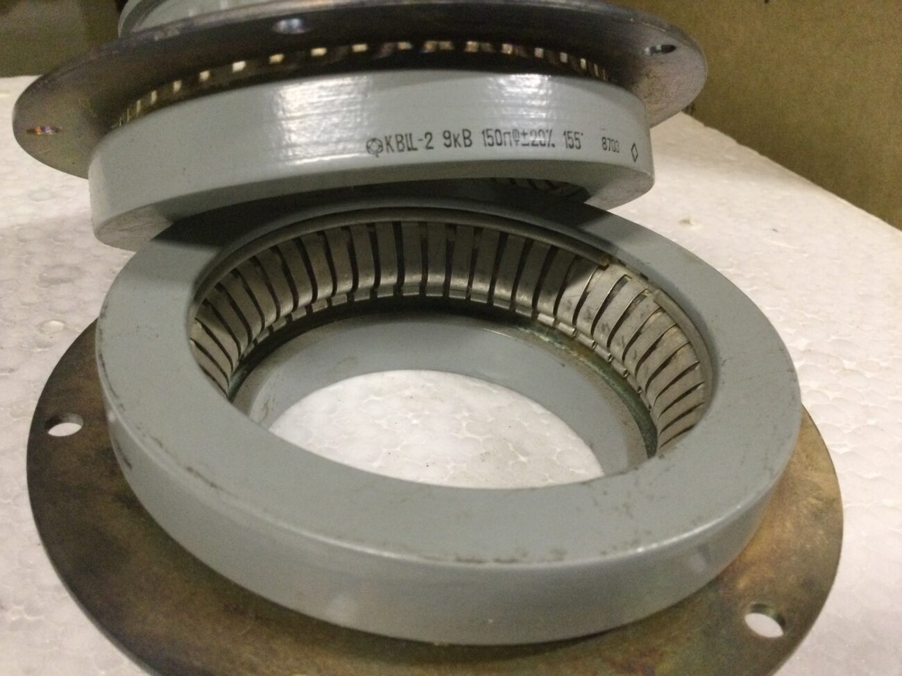 Конденсатор КВЦ-2