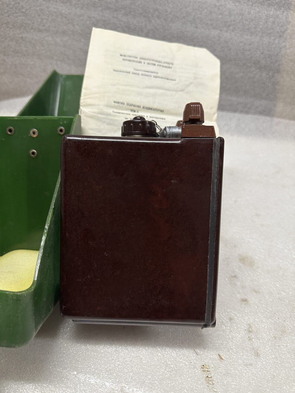 конденсаторная подрывная машинка КПМ-3У1