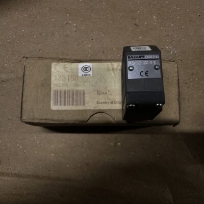 механический одиночный концевой выключатель Balluff BNS 819-100-D-11 (артикул BNS005F)